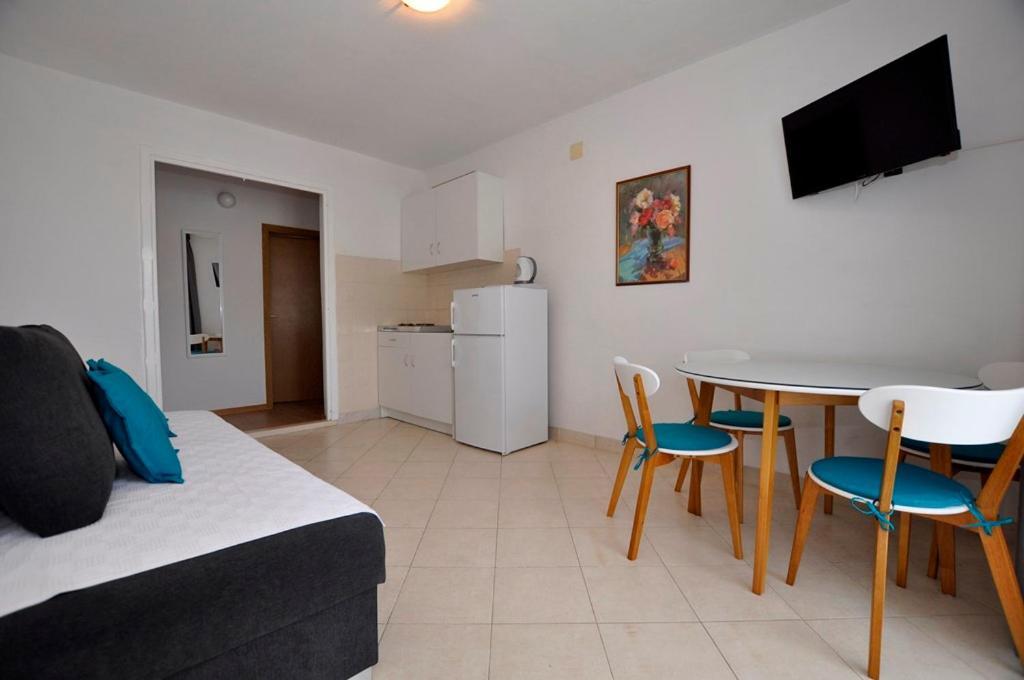 דרבניק Apartmani More מראה חיצוני תמונה