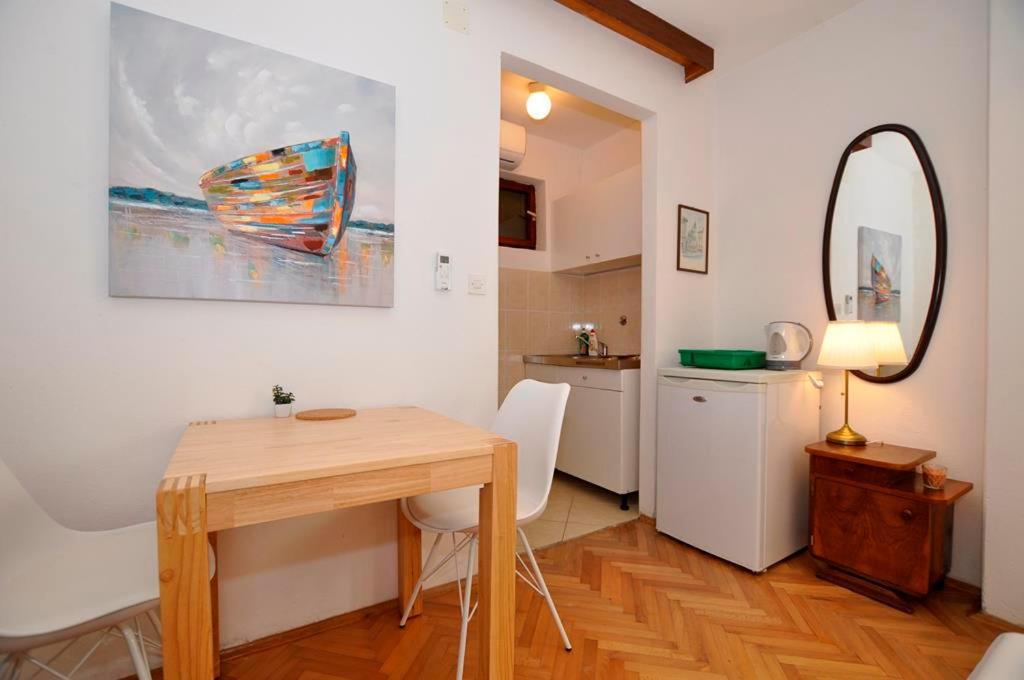 דרבניק Apartmani More מראה חיצוני תמונה