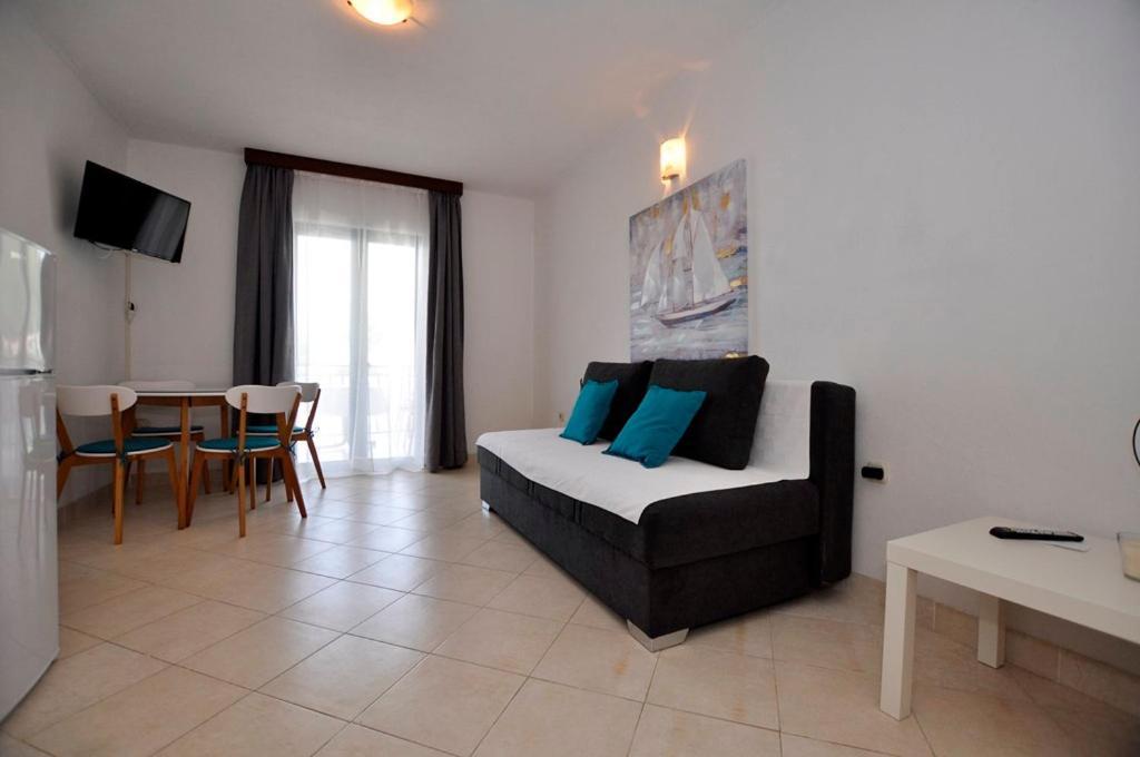 דרבניק Apartmani More מראה חיצוני תמונה